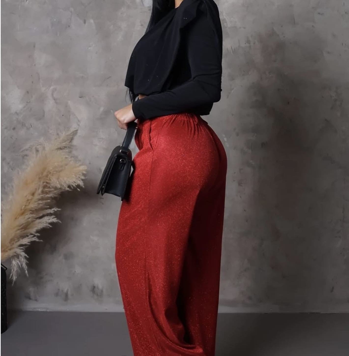 KEPT INSIDE RED PANT