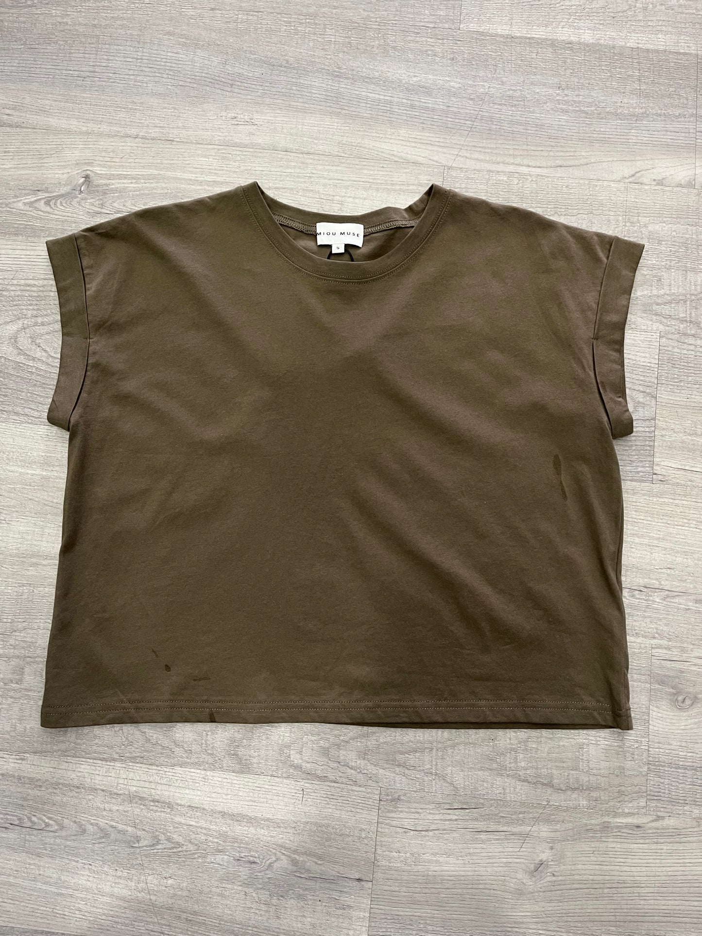 WHITE & GREEN TSHIRT