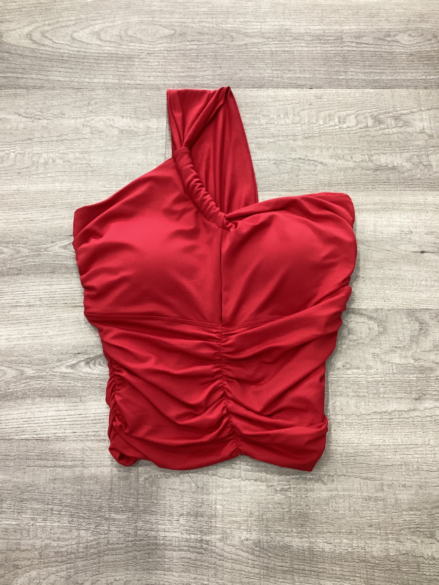 ONE SHOULDER RED CROP