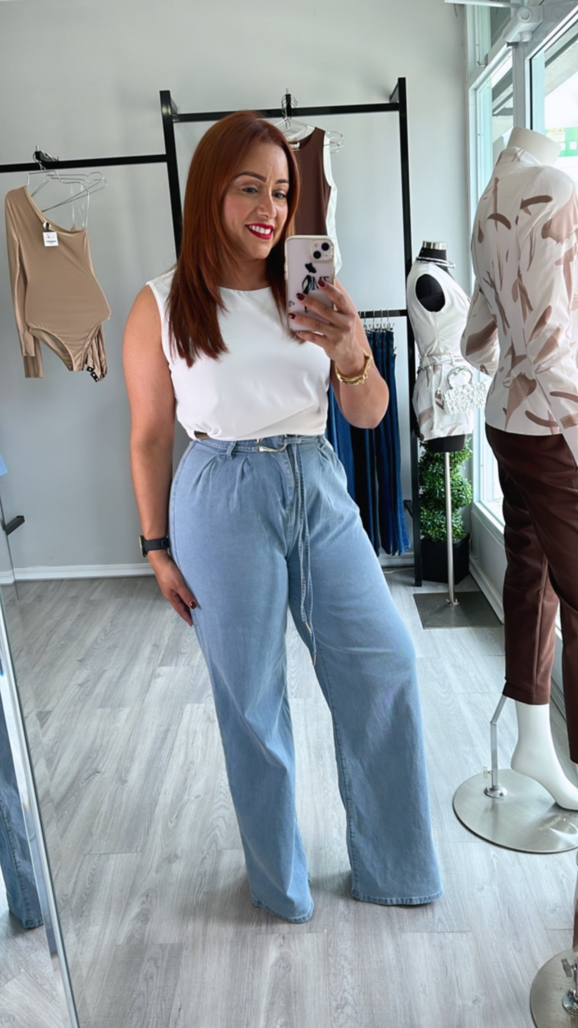 WHITE GOLD DETAIL TOP