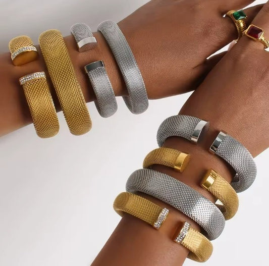 STAINLESS STEEL CUFF BANGLE