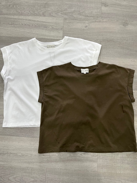 WHITE & GREEN TSHIRT